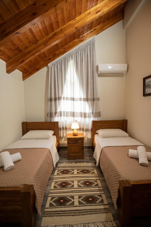 Xhuli Guesthouse Shkoder Exterior photo
