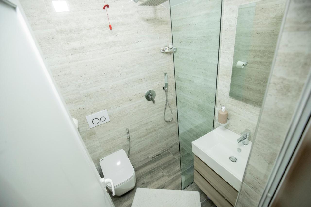 Xhuli Guesthouse Shkoder Exterior photo