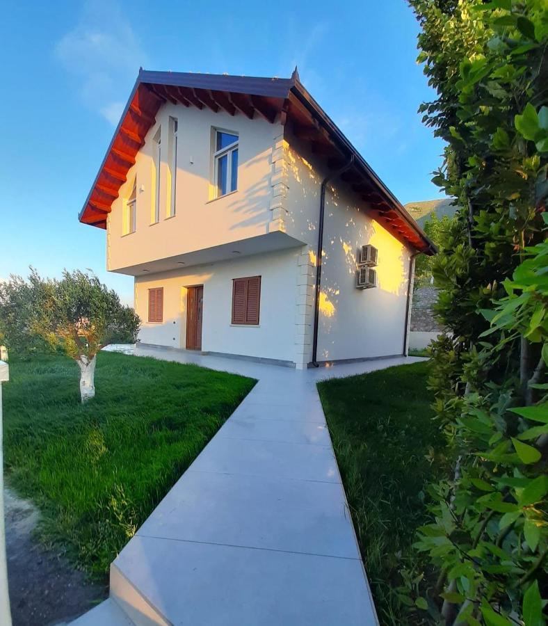 Xhuli Guesthouse Shkoder Exterior photo