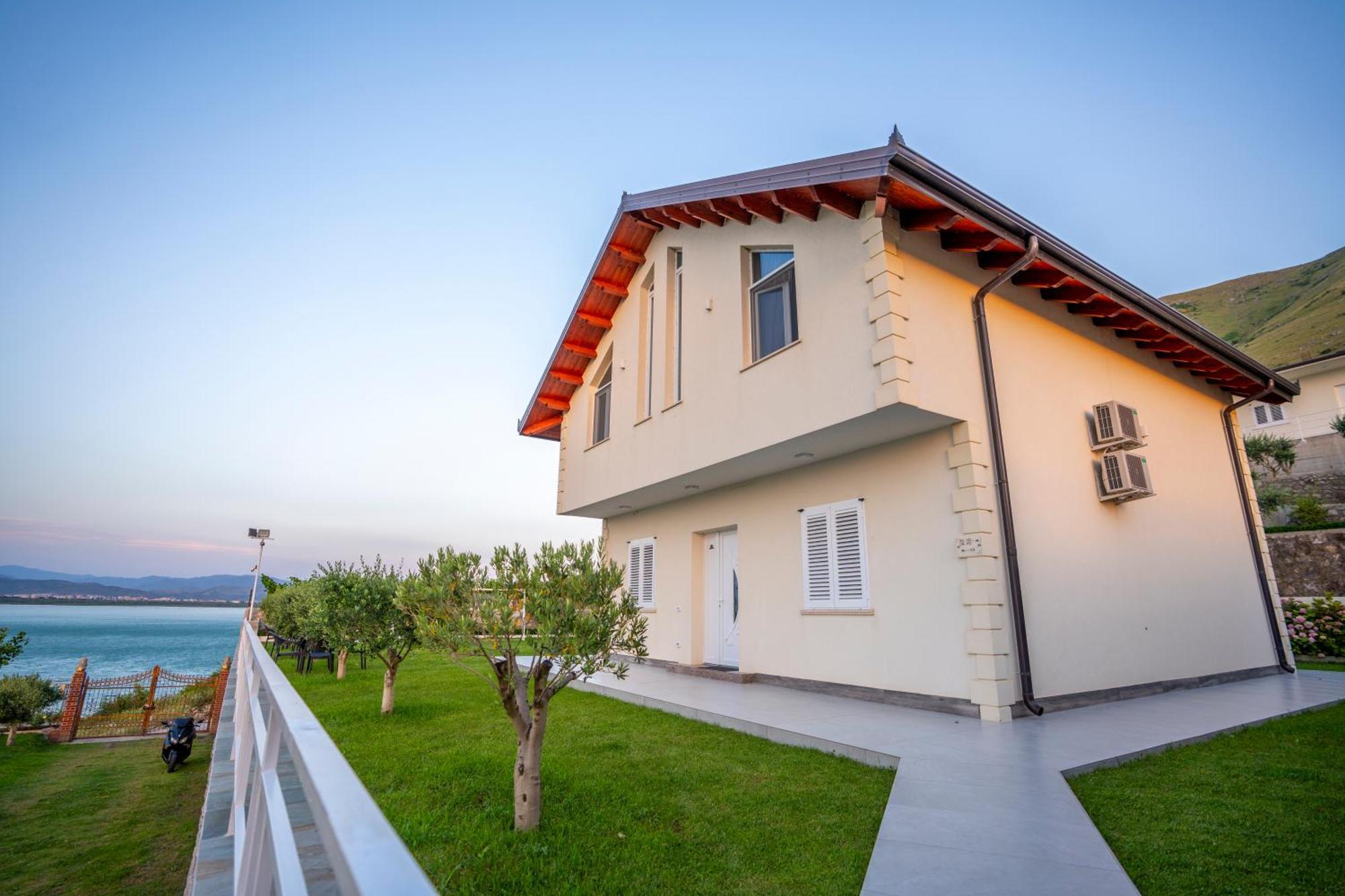 Xhuli Guesthouse Shkoder Exterior photo
